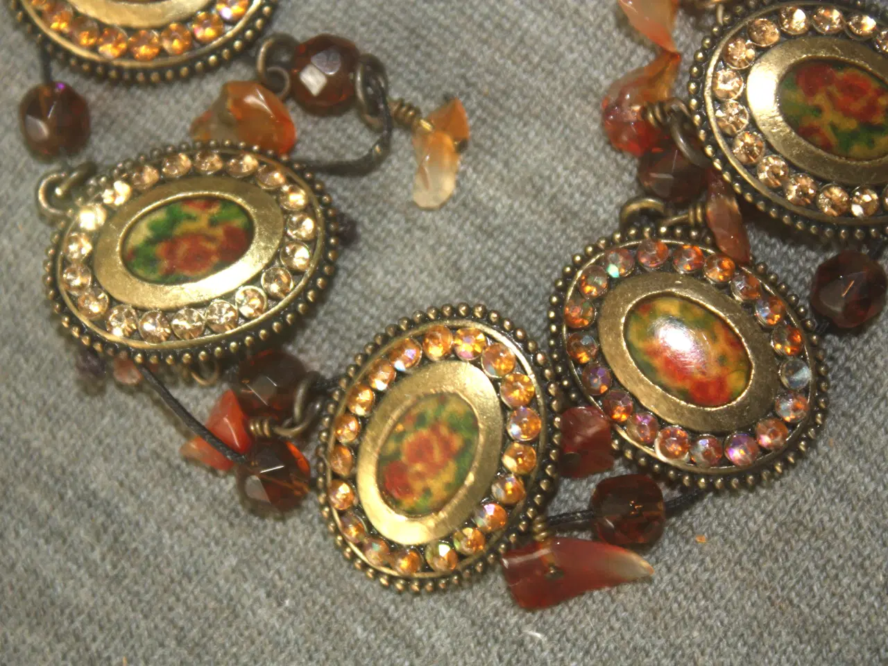 Billede 5 - Vintage Pilgrim armbånd elastik skal udskiftes