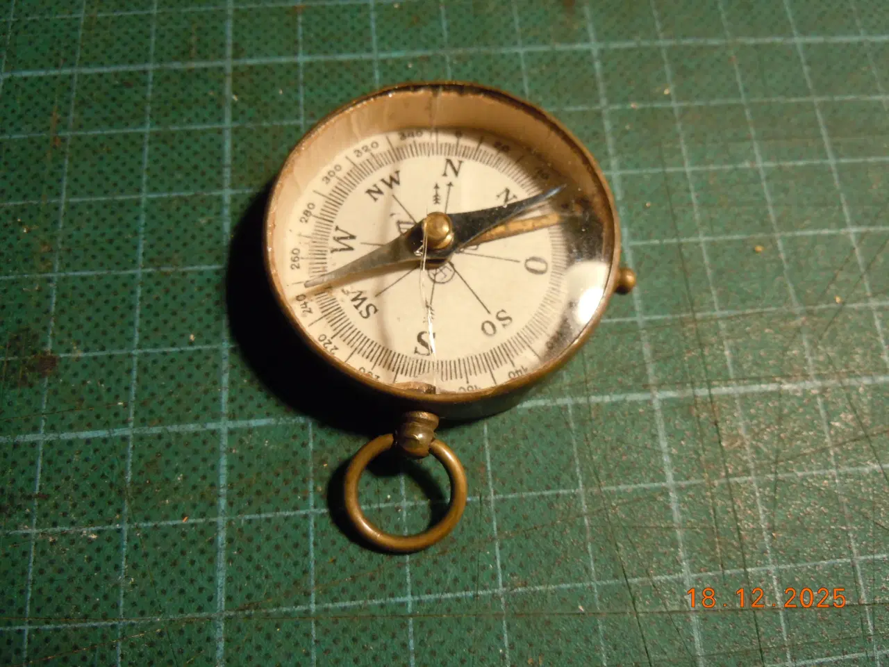 Billede 2 - Lommekompas med ørn med swastika.