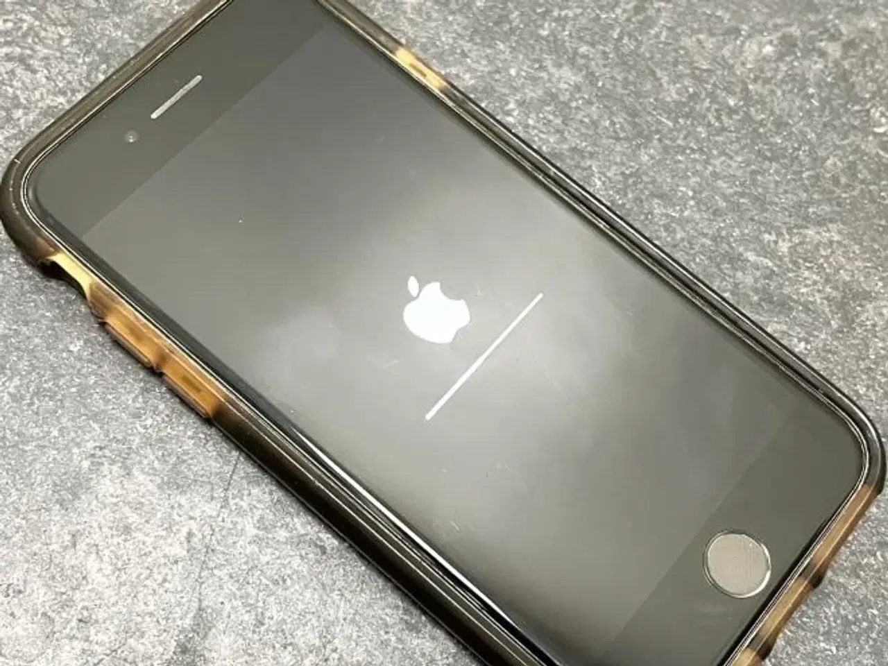 Billede 5 - iPhone 8 i rigtig god stand