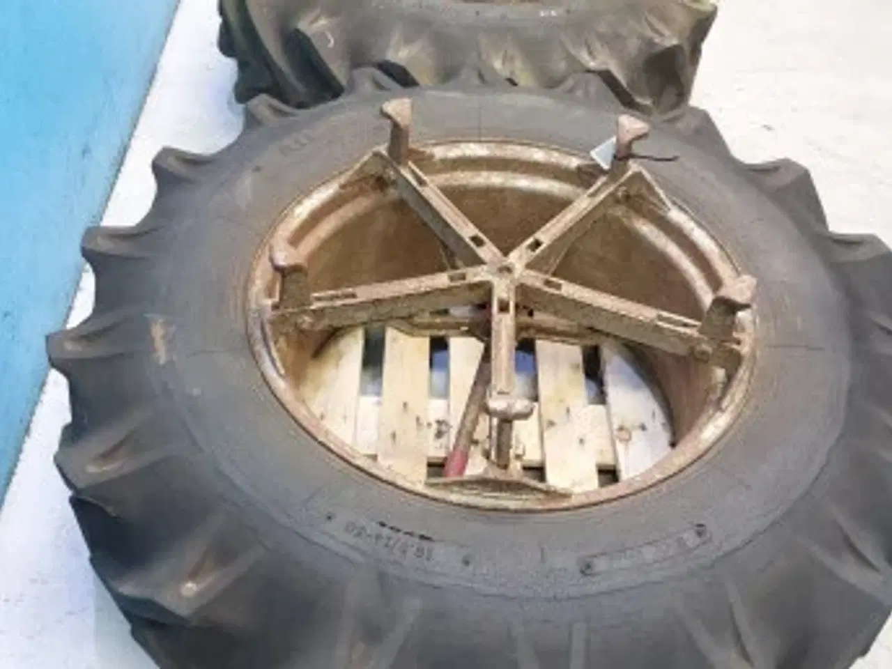 Billede 12 - 30" 16.9/14-30 Tvillingehjul