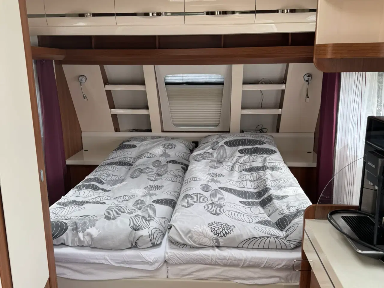 Billede 3 - Hobby Excellent 540 UFF 2018 m/queensbed