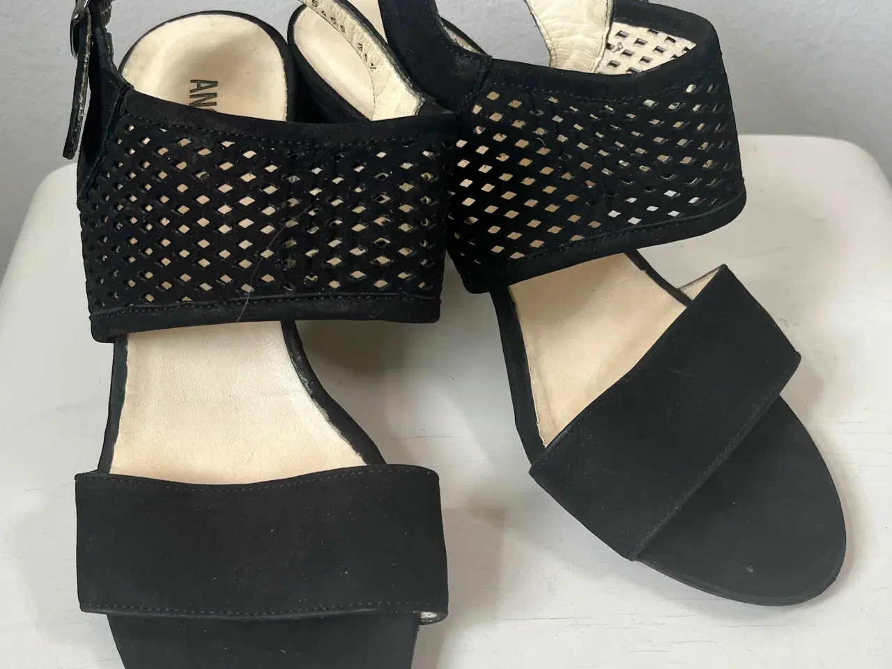 Billede 1 - Angulus, sandaler, str 39,5