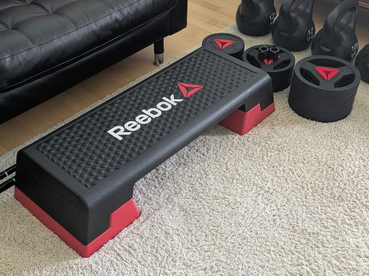 Billede 4 -  Reebok delta 2 x 20kg + stepbænk + kettlebells