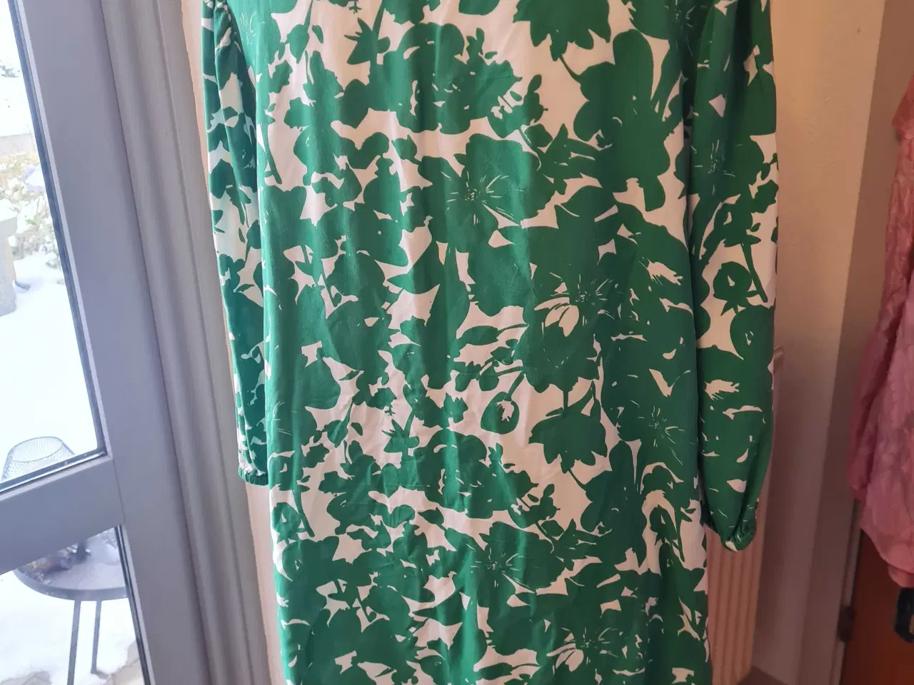 Billede 4 - Kjole str 44 Fra Only Carmakoma 