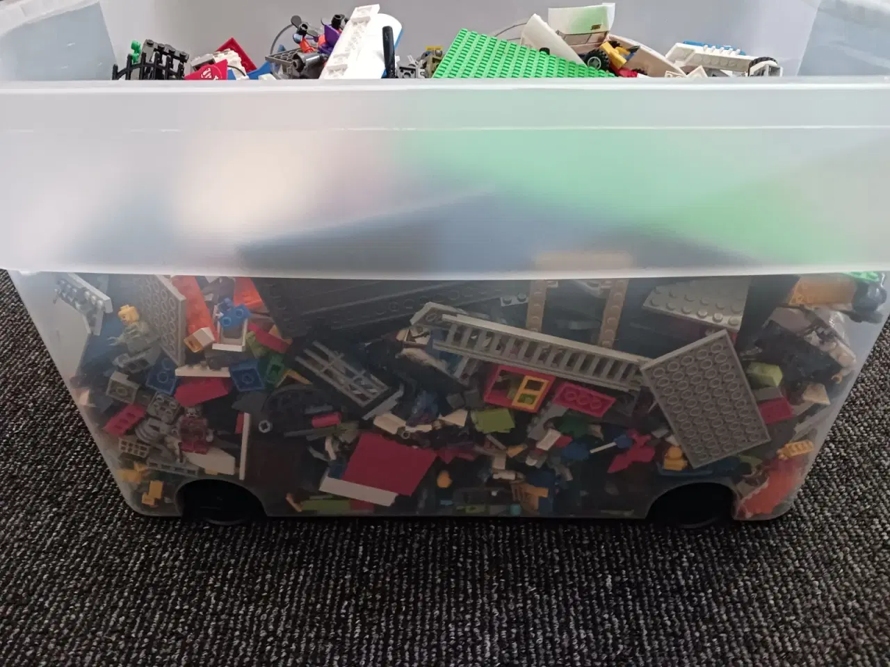 Billede 1 - Stor lego kasse blandet , 10-12 kg 
