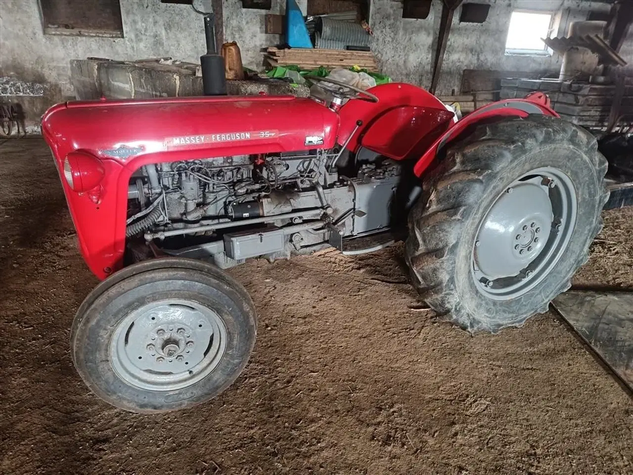 Billede 1 - Massey Ferguson 35 benzin motor renoveret