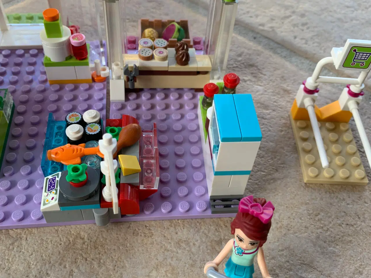 Billede 9 - Lego Friends 41118 Heartlake supermarket 