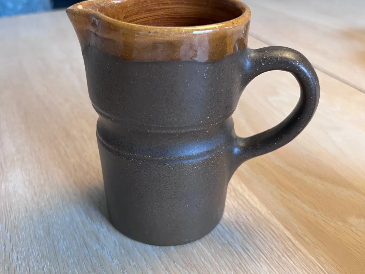 Billede 1 - Hildegon Als - keramik kande