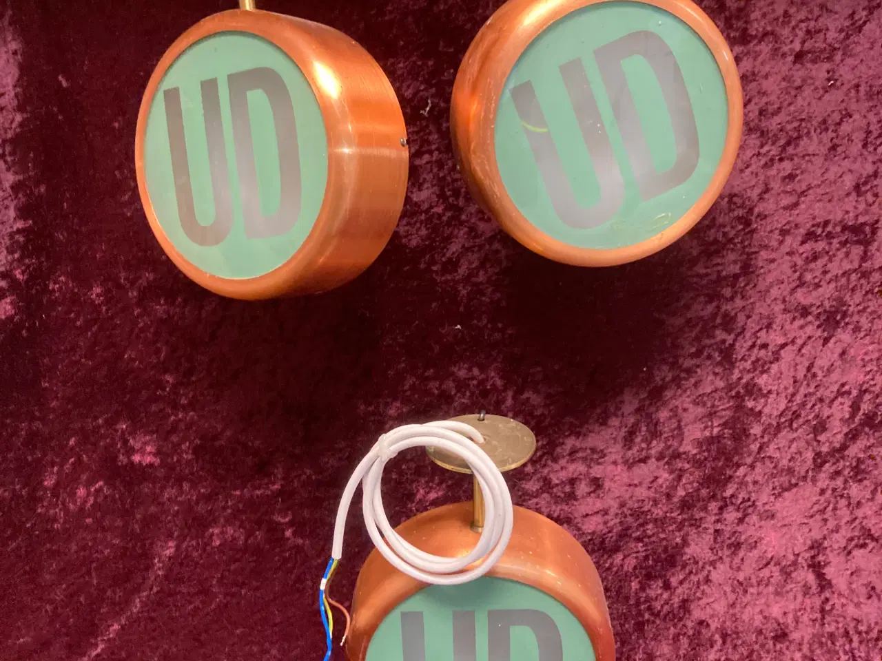 Billede 1 - Dette er en vintage UD - LAMPE ( RETO )