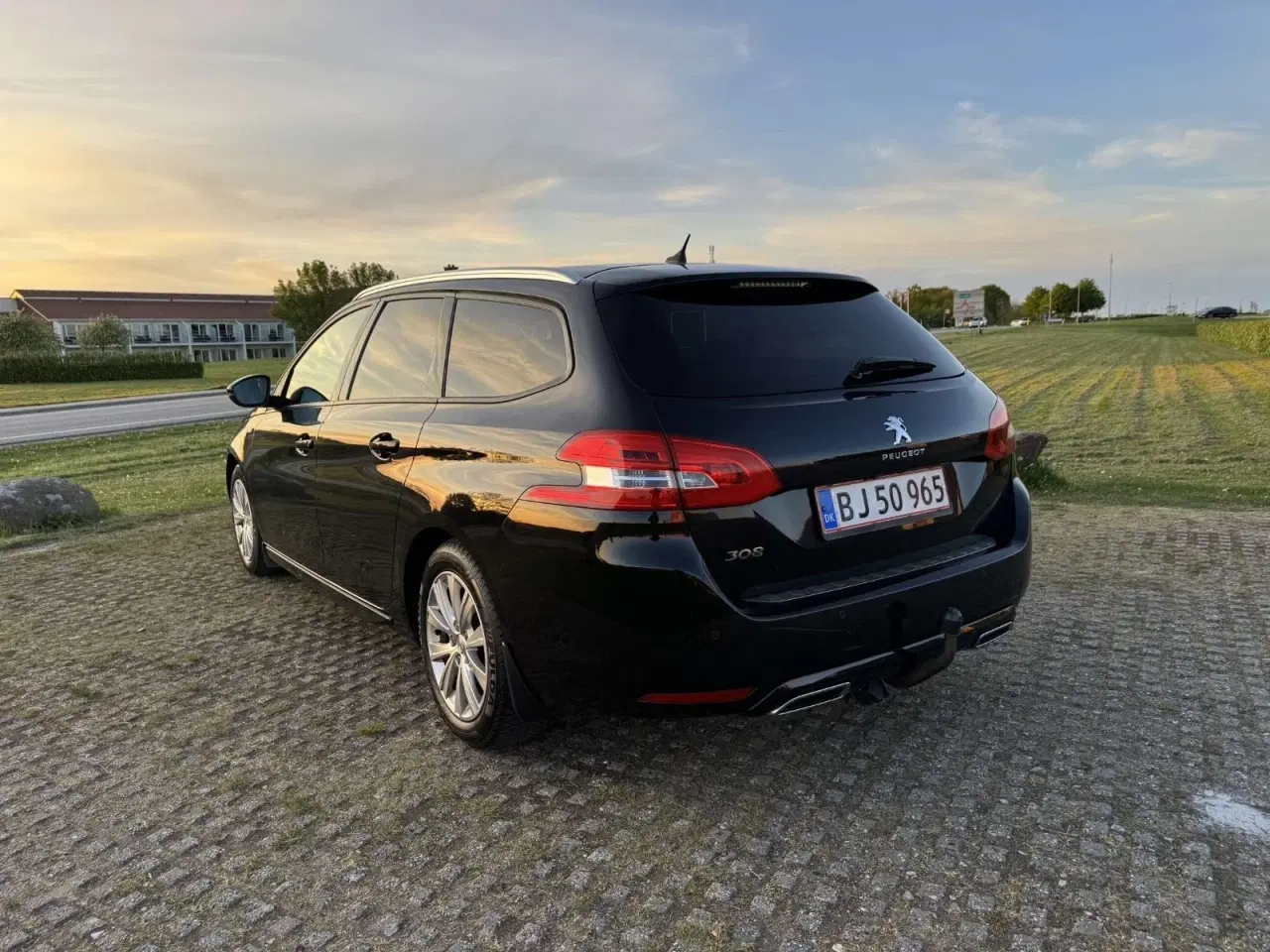 Billede 3 - Peugeot 308 1,6 BlueHDi 120 Allure Sky SW