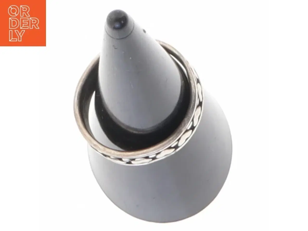 Billede 2 - Sølvring med hjerter (str. Diameter 2 cm)