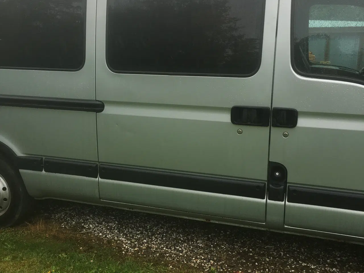 Billede 2 - Camper Bus Bil ?