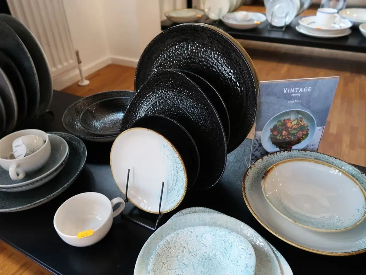 Billede 5 - 42 stk. tallerkner/krus/fade/skåle CHURCHILL