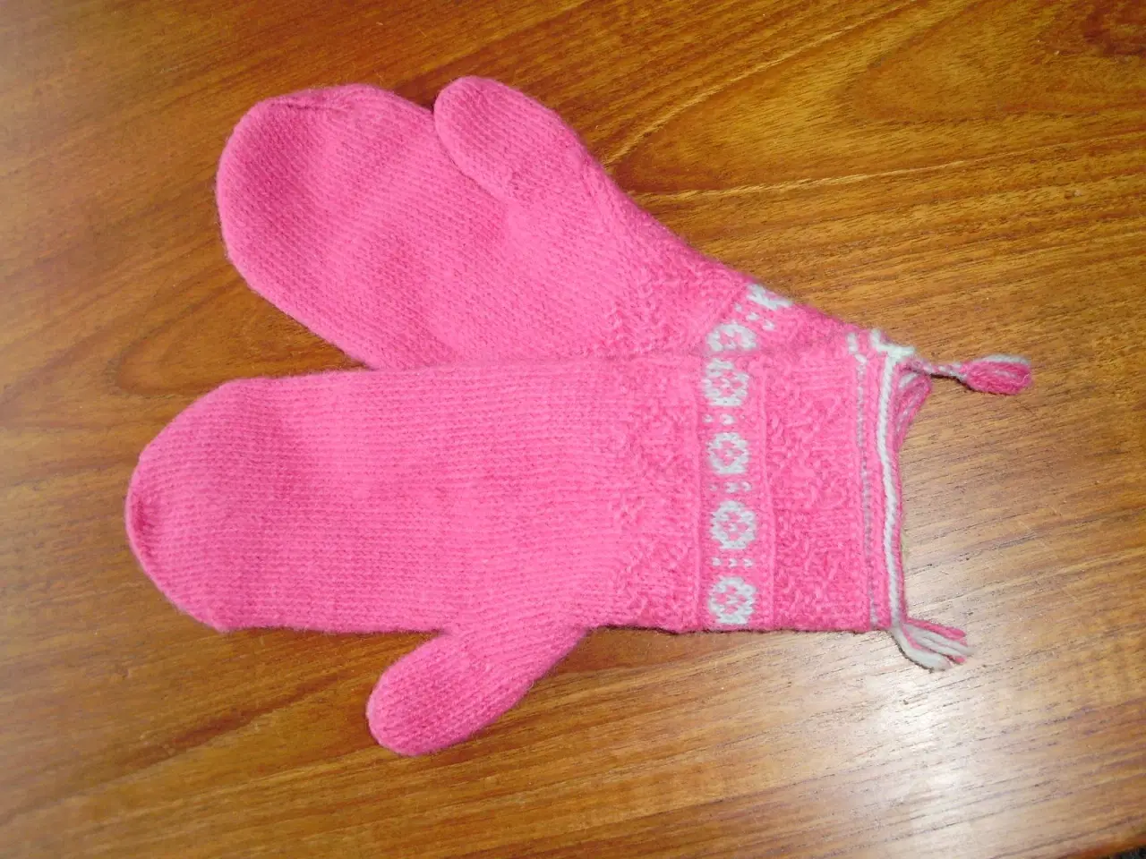 Billede 15 - Handsker, luffer og hovedtøj