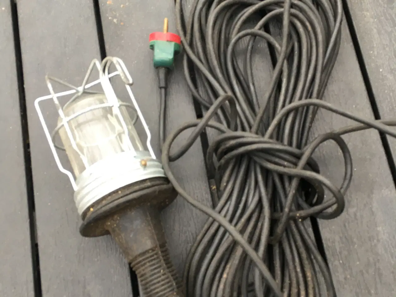 Billede 1 - Arbejdslampe håndholdt med meget lang ledning