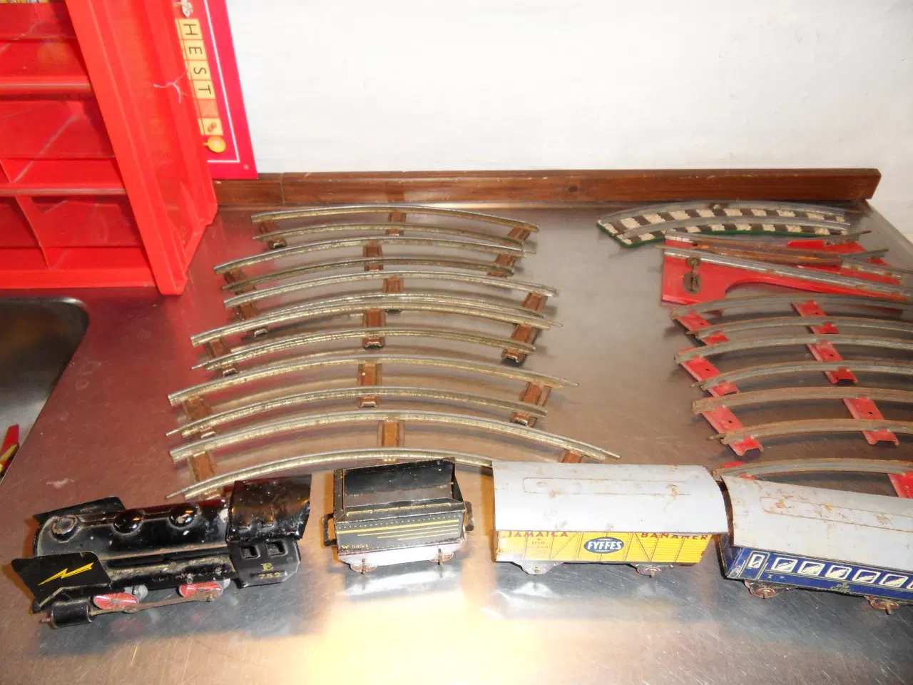 Billede 4 - BLIKTOG fra 1955. Alt fungerer ok.