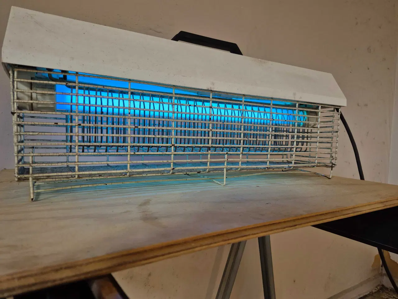 Billede 1 - Effektiv elektrisk myg og fluefanger.