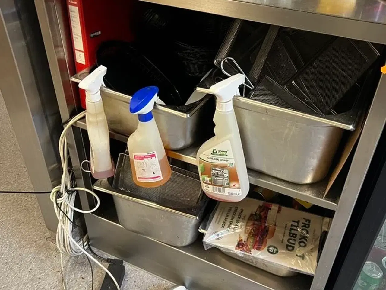 Billede 2 - Arbejdsstation i rustfri stål inkl. træhylde