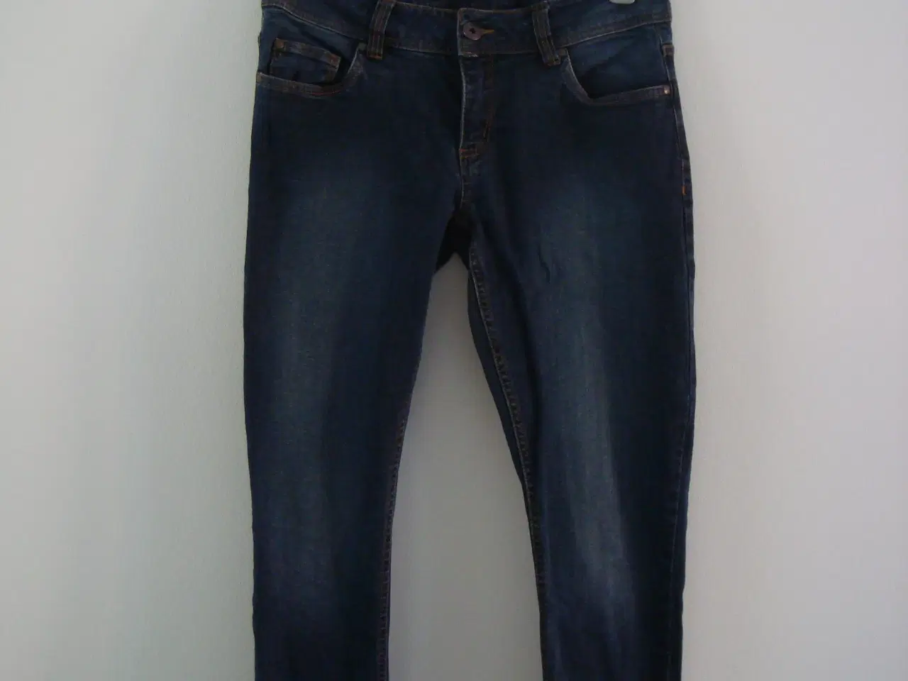 Billede 1 - Jeans - Str. 40 / Large