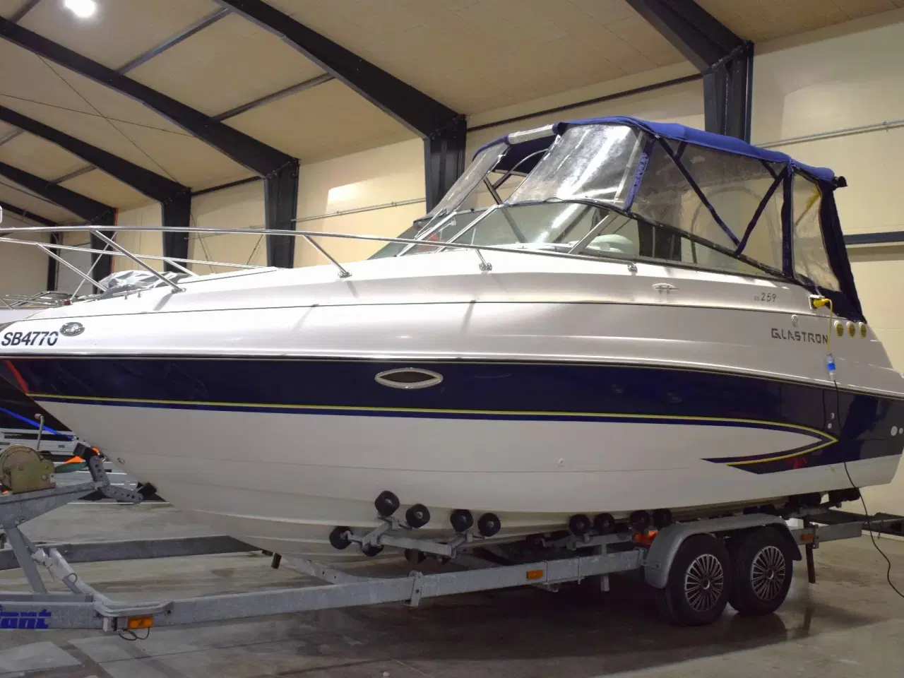 Billede 2 - Glastron 259 GS