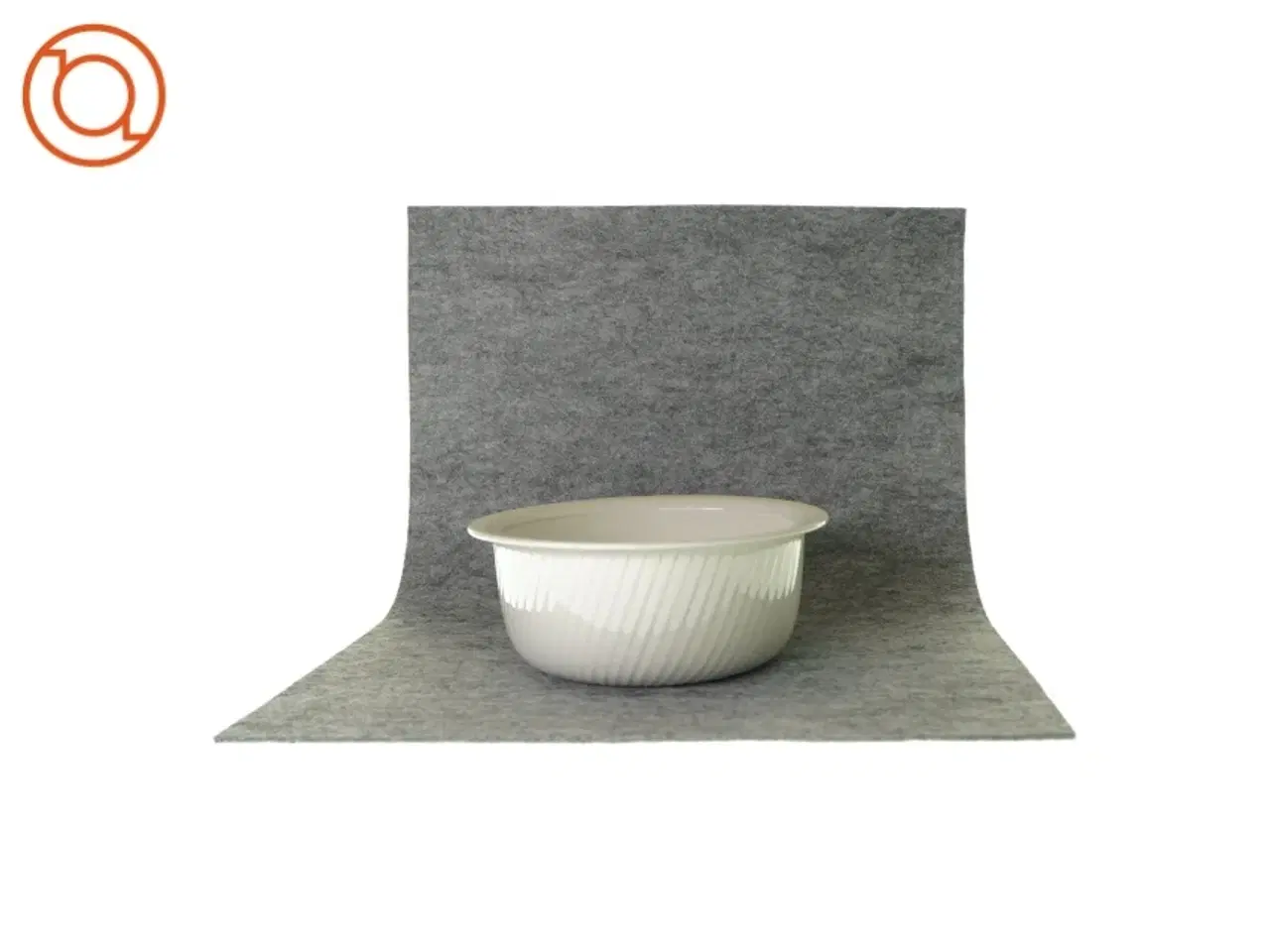 Billede 1 - Skål af porcelæn fra Spisa