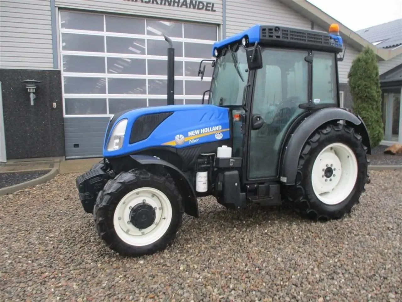 Billede 12 - New Holland T4.80 F SuperSteear med aircondition og koblingsfrit vendergear