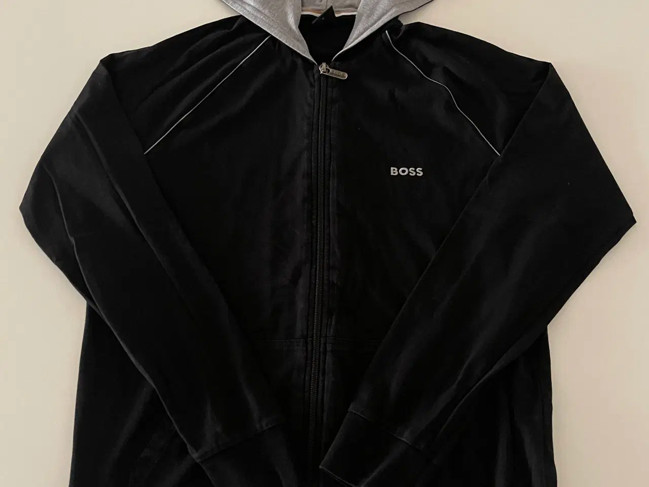 Billede 1 - Hugo Boss hættetrøje 