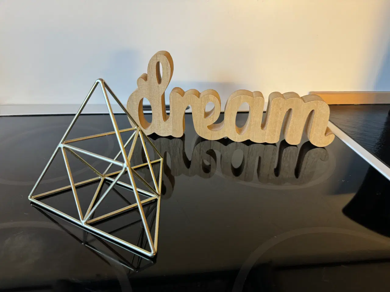 Billede 1 - Pynt - Dream & pyramide