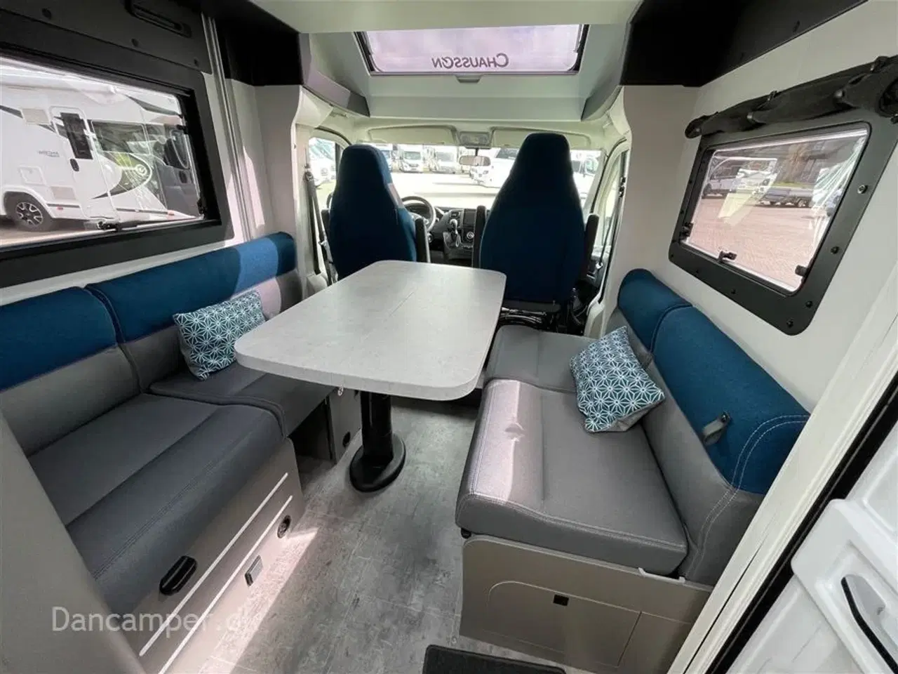 Billede 13 - 2024 - Chausson X650 Exclusive line   Camper med stor Lounge og siddegruppe, 9-trins automatgear, sænkeseng, stor garage, specialfælge, Artic, Connect- og X-tilbehørspakke ,