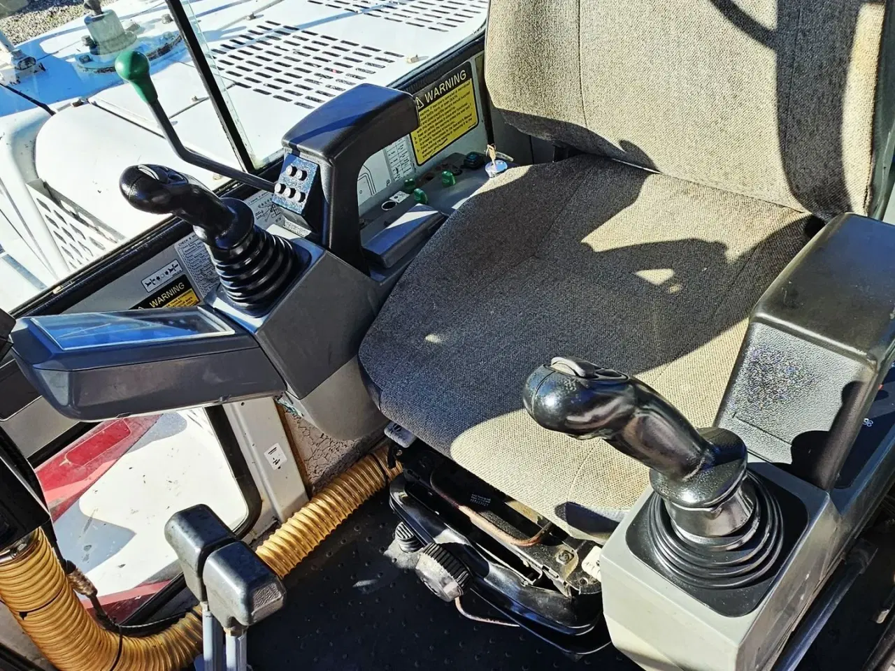 Billede 17 - Takeuchi TB175 / pæn 8 tons maskine / nyere undervogn / dobbelt udtag / skovlsæt