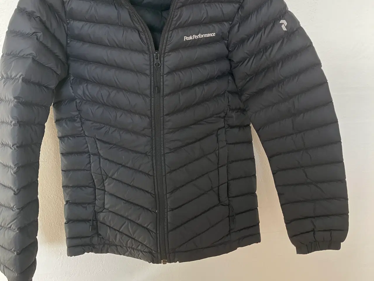 Billede 1 - Peak Performance dunjakke 
