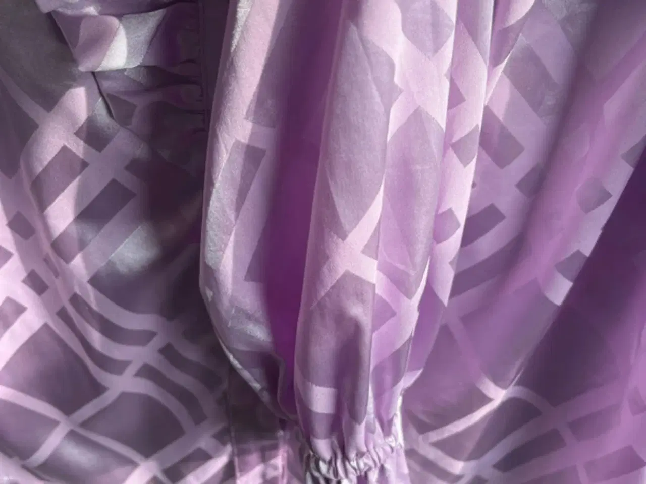 Billede 4 - Dejlig bluse