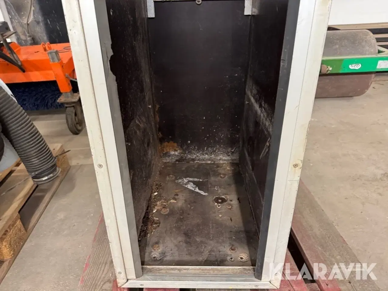 Billede 10 - Redskabsskab D60cm B39cm H110cm