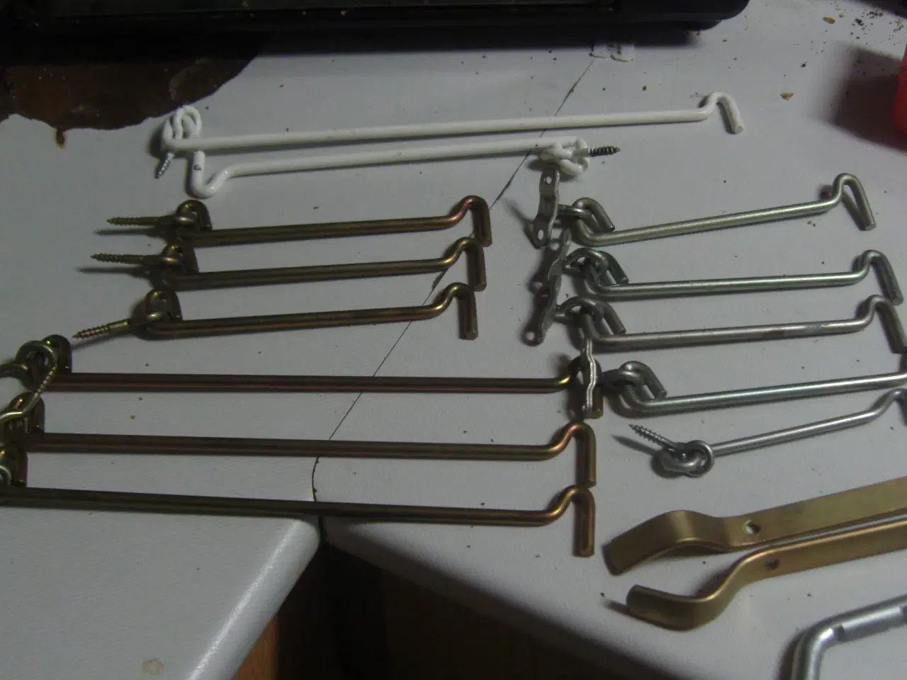 Billede 3 - Storm kroge 11stk + div.