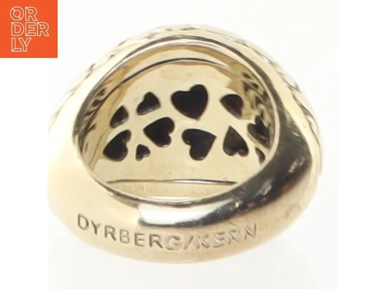 Billede 3 - Guldfarvet ring med hjerte mønster fra Dyrberg Kern (str. 54 mm)