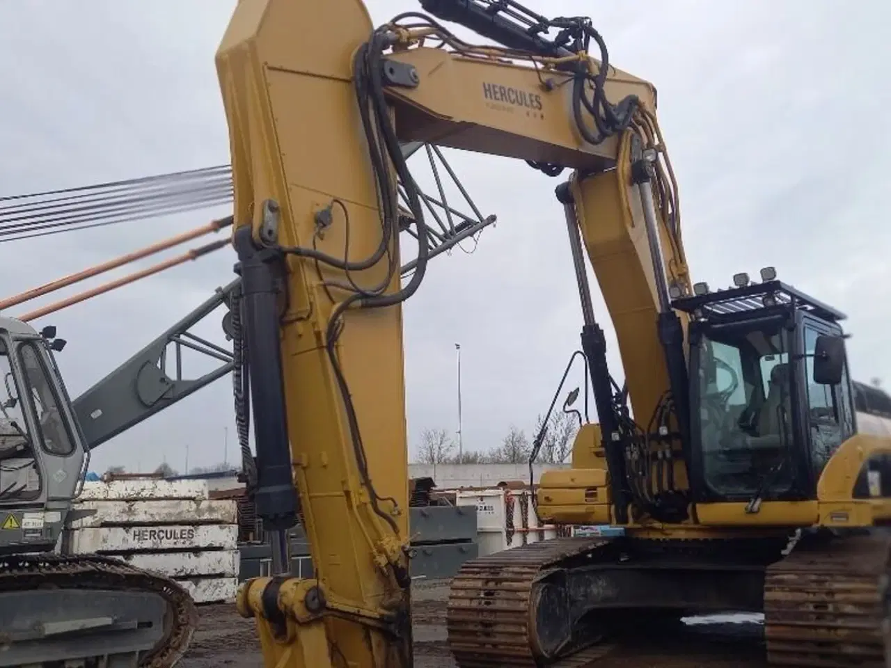 Billede 1 - Caterpillar 330 D City bom