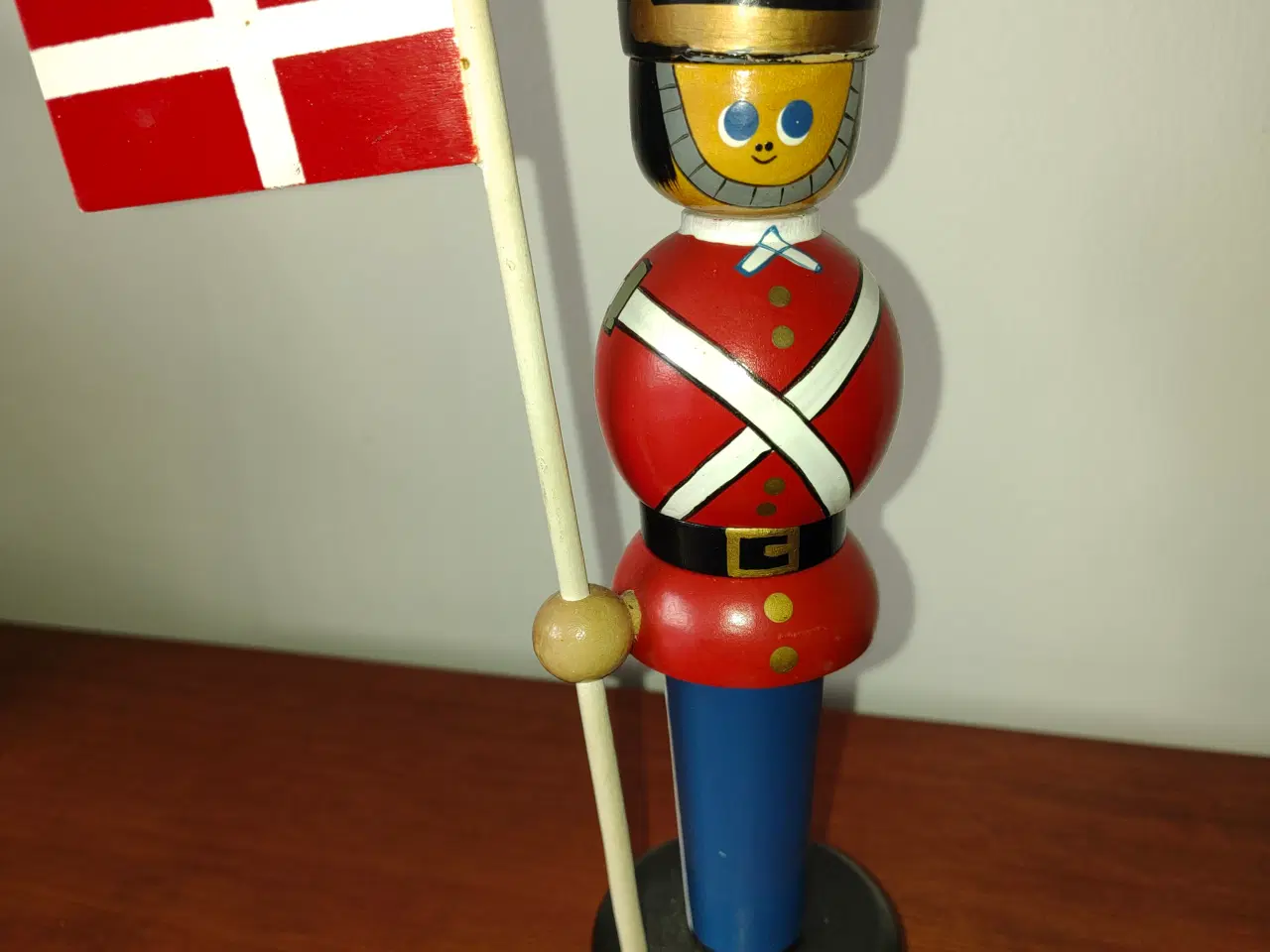 Billede 1 - Fin lille træ Garde