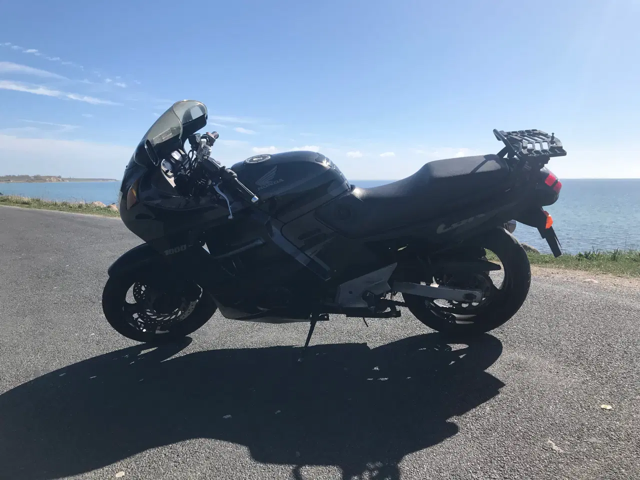Billede 1 - Honda CBR 1000 F.