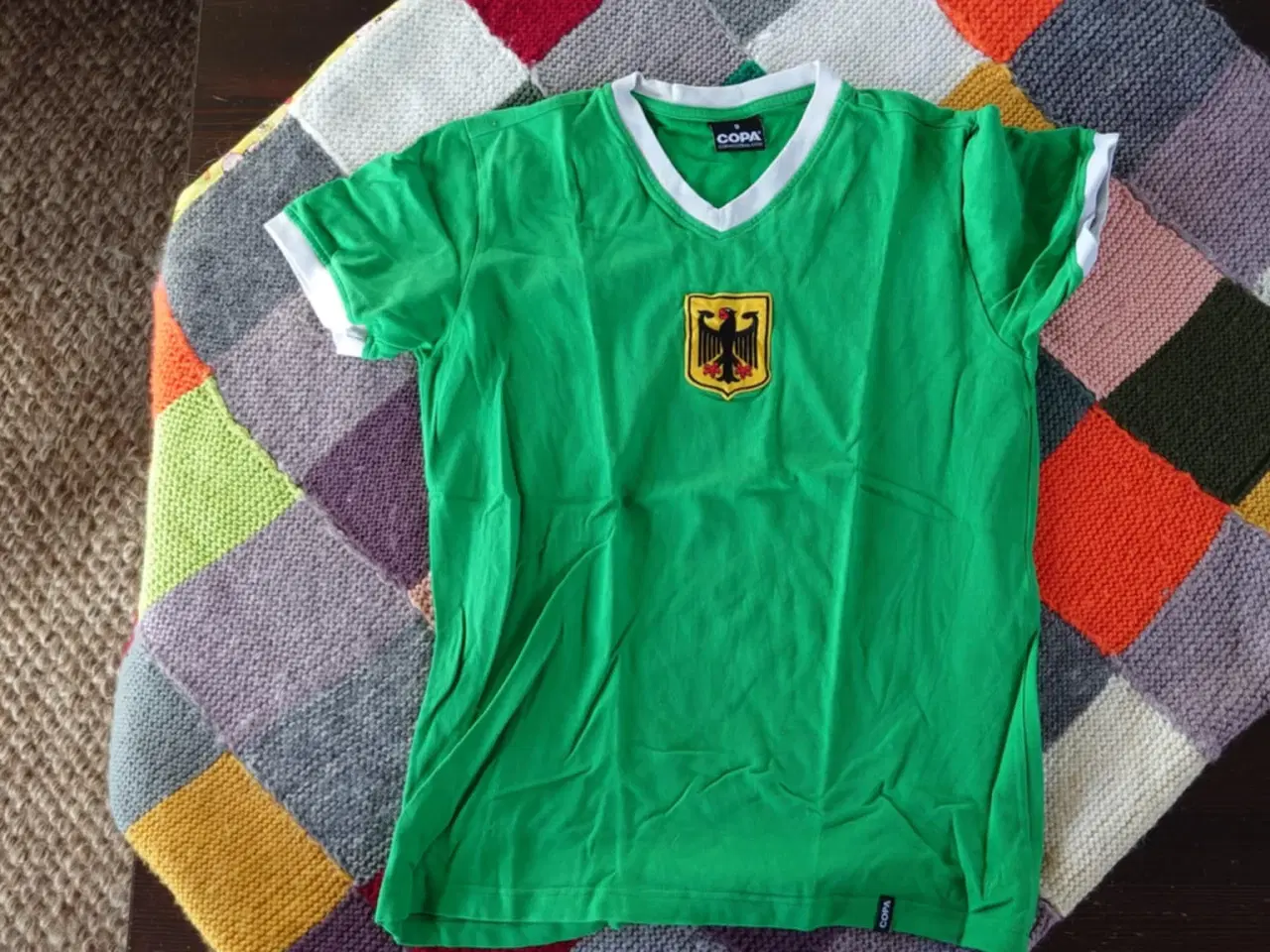 Billede 2 - Billige T-shirts str. S 