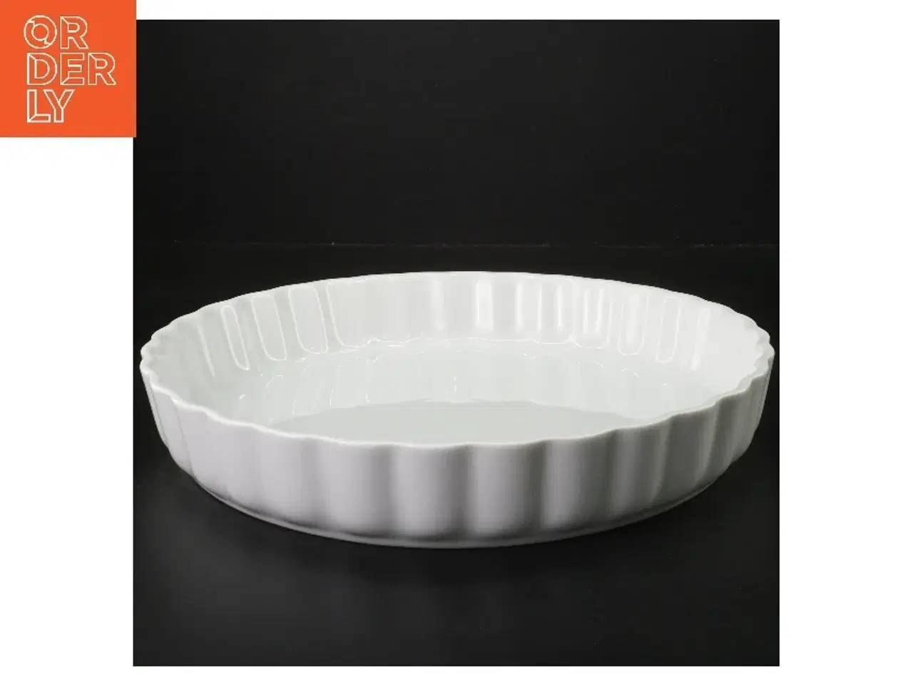 Billede 1 - Hvid tærtefad fra Vista Alegre (str. Ø 27 cm)