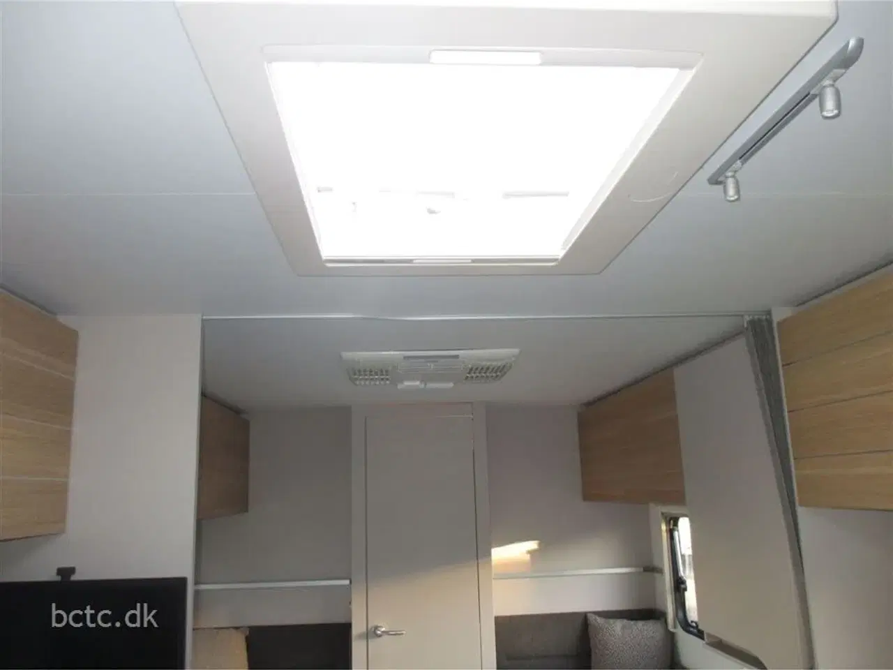 Billede 24 - 2022 - Adria Adora 613 HT Alde MASSER AF UDSTYR