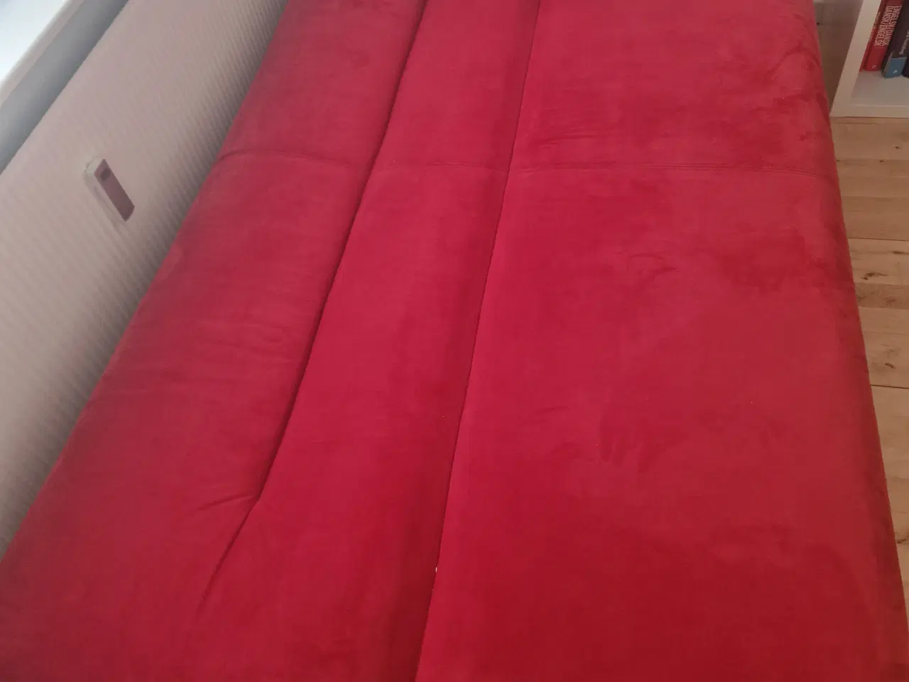 Billede 2 - Rød sovesofa 