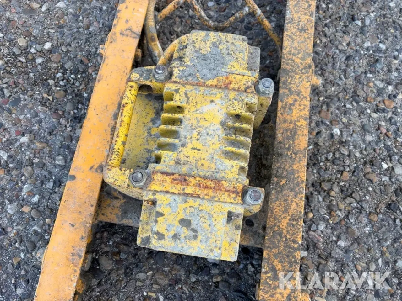Billede 5 - Bjælkevibrator 6,2 meter