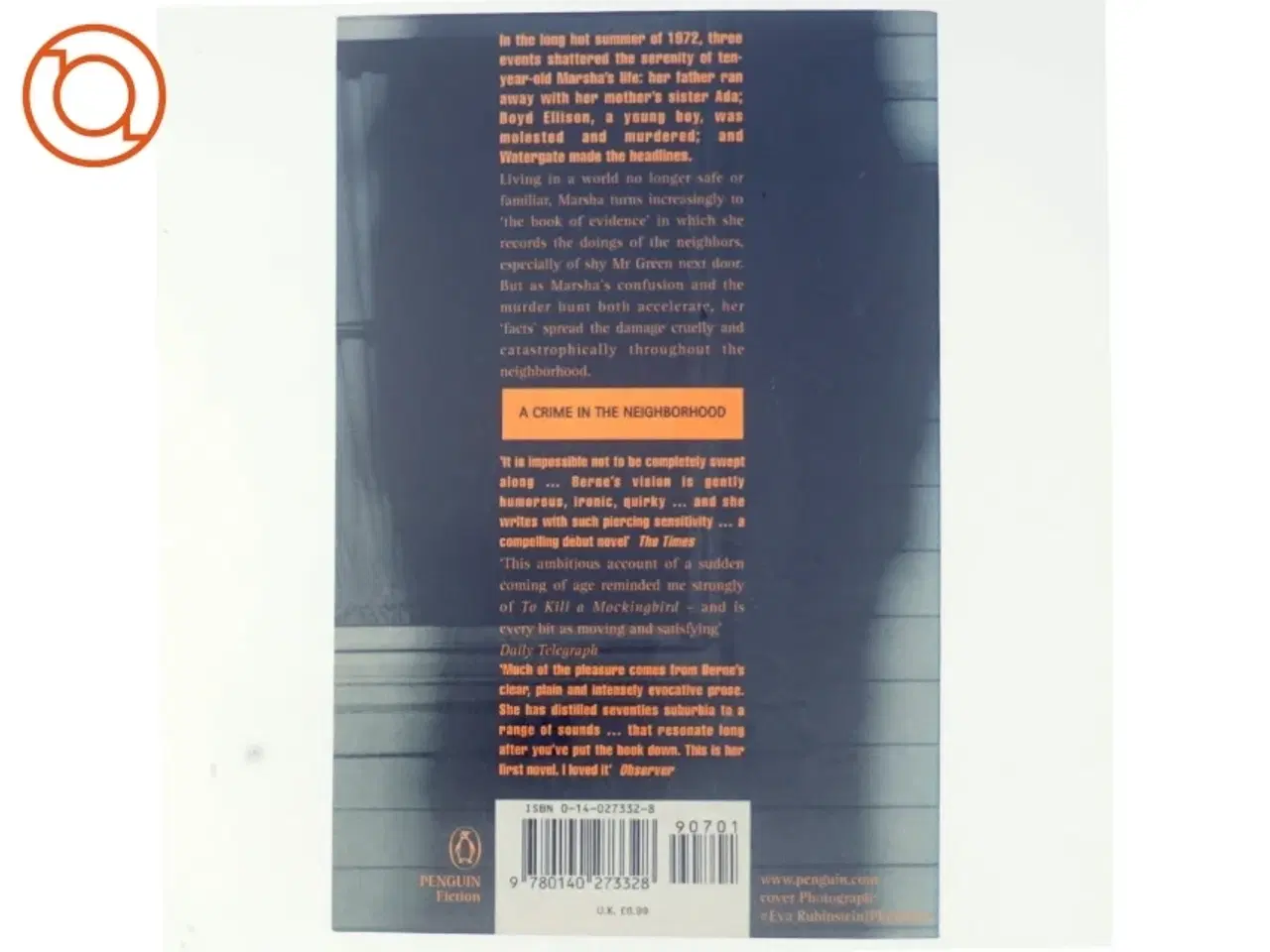 Billede 3 - A crime in the neighborhood : a novel af Suzanne Berne (Bog)