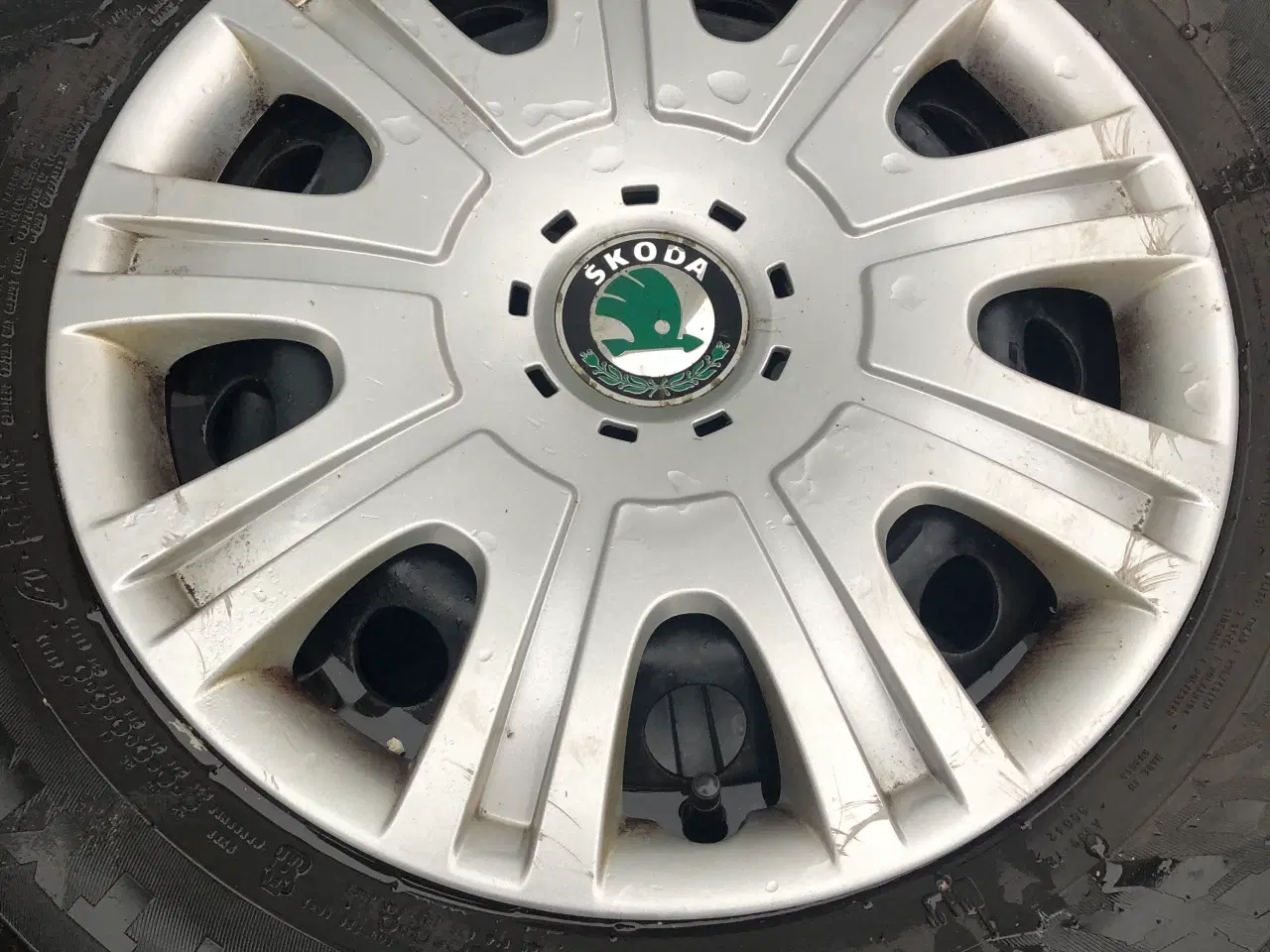 Billede 2 - Vinterhjul brugt knap en sæson