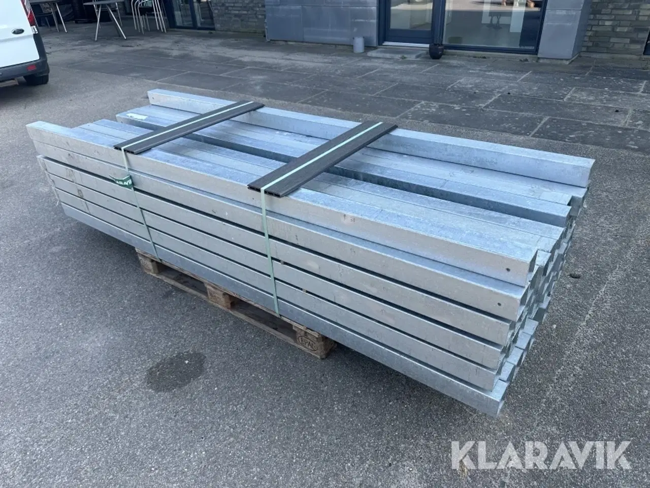 Billede 2 - Galvaniserede stolper 51 styk. 2,5m. lange