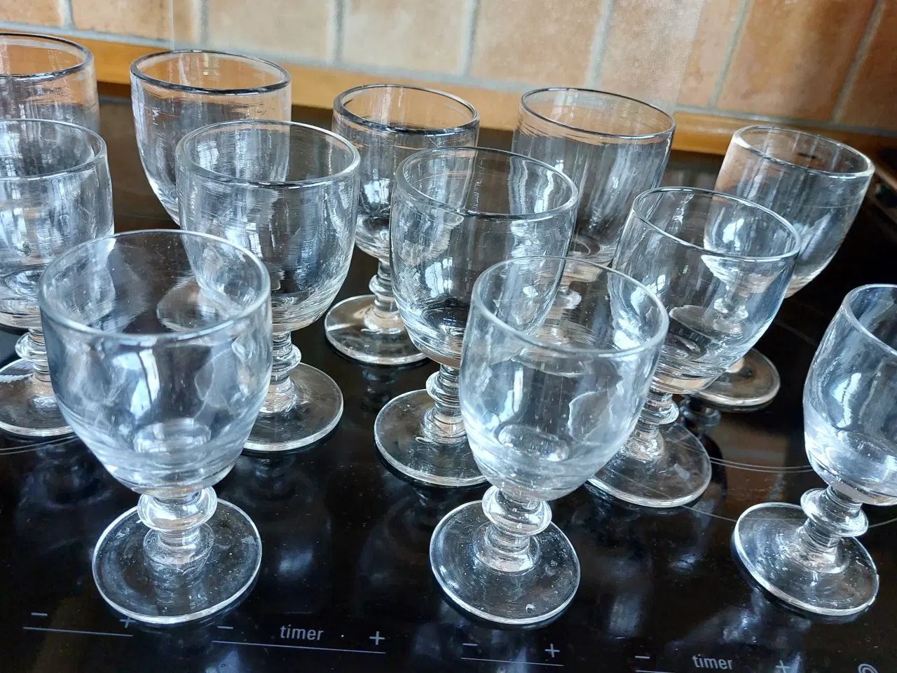 Billede 2 - 12 stk. ANTIKKE TØNDEGLAS 