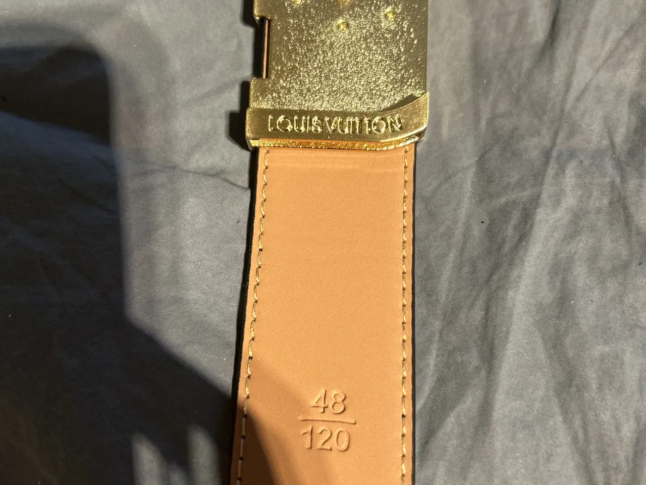 Billede 4 - Louis Vuitton bælte sort og guld