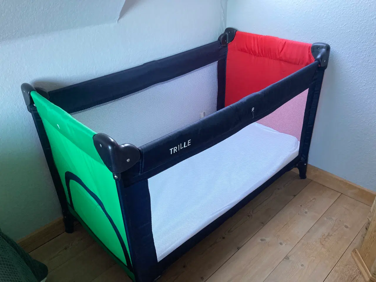 Billede 1 - Barneseng af mærket “Babytrold, Trille”