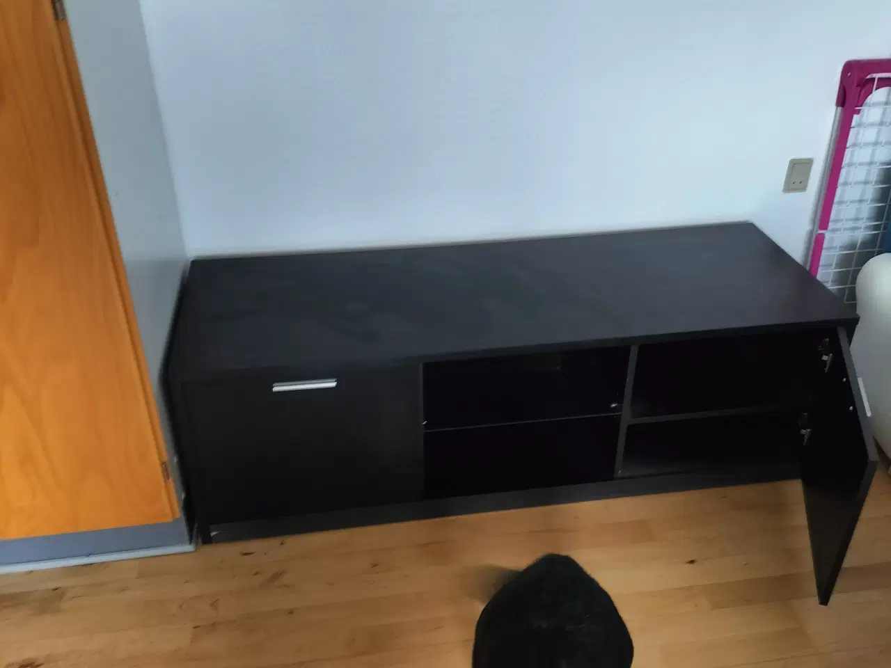 Billede 2 - Ikea tv møbel sender ikke 8450 Hammel